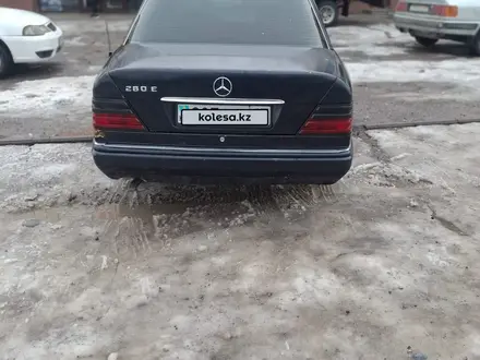 Mercedes-Benz E 280 1994 года за 1 300 000 тг. в Шымкент