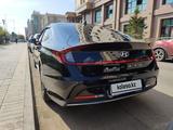 Hyundai Sonata 2019 годаfor11 000 000 тг. в Астана – фото 3