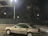 Mercedes-Benz C 180 1994 года за 530 000 тг. в Алматы – фото 4