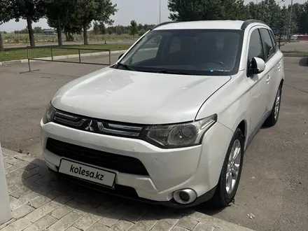 Mitsubishi Outlander 2013 года за 6 800 000 тг. в Алматы