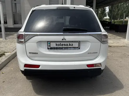 Mitsubishi Outlander 2013 года за 6 800 000 тг. в Алматы – фото 2