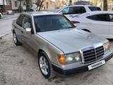 Mercedes-Benz E 230 1990 года за 2 100 000 тг. в Жаркент