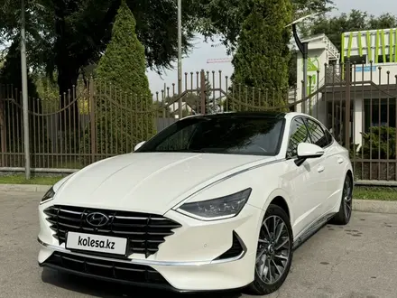 Hyundai Sonata 2022 года за 14 200 000 тг. в Алматы