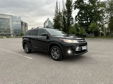 Toyota Highlander 2019 года за 20 000 000 тг. в Алматы – фото 2