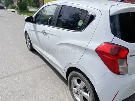 Chevrolet Spark 2019 года за 4 800 000 тг. в Туркестан – фото 2