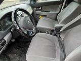 ВАЗ (Lada) Priora 2172 2013 года за 1 150 000 тг. в Астана – фото 4