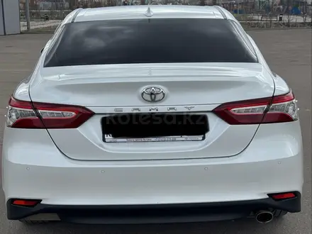 Toyota Camry 2021 года за 15 800 000 тг. в Кокшетау – фото 5