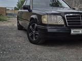 Mercedes-Benz E 260 1991 года за 1 300 000 тг. в Тараз – фото 3