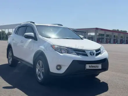 Toyota RAV4 2015 года за 9 900 000 тг. в Алматы