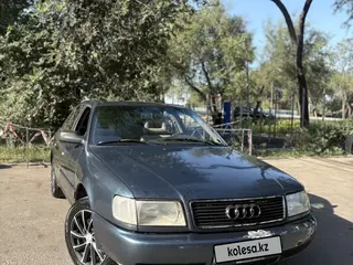 Audi 100