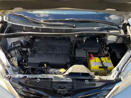 Toyota Sienna 2013 года за 11 700 000 тг. в Алматы – фото 17