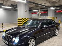 Mercedes-Benz E 320 1999 годаfor4 150 000 тг. в Алматы