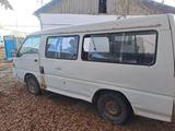 Hyundai  Starex 2000 года за 800 000 тг. в Шиели – фото 2