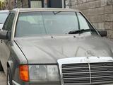 Mercedes-Benz E 230 1992 года за 1 300 000 тг. в Алматы