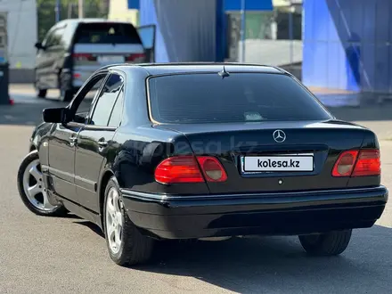 Mercedes-Benz E 320 1998 года за 3 500 000 тг. в Алматы – фото 14