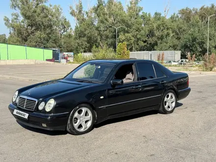 Mercedes-Benz E 320 1998 года за 3 500 000 тг. в Алматы – фото 8