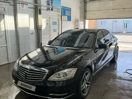 Mercedes-Benz S 500 2011 годаүшін10 000 000 тг. в Астана