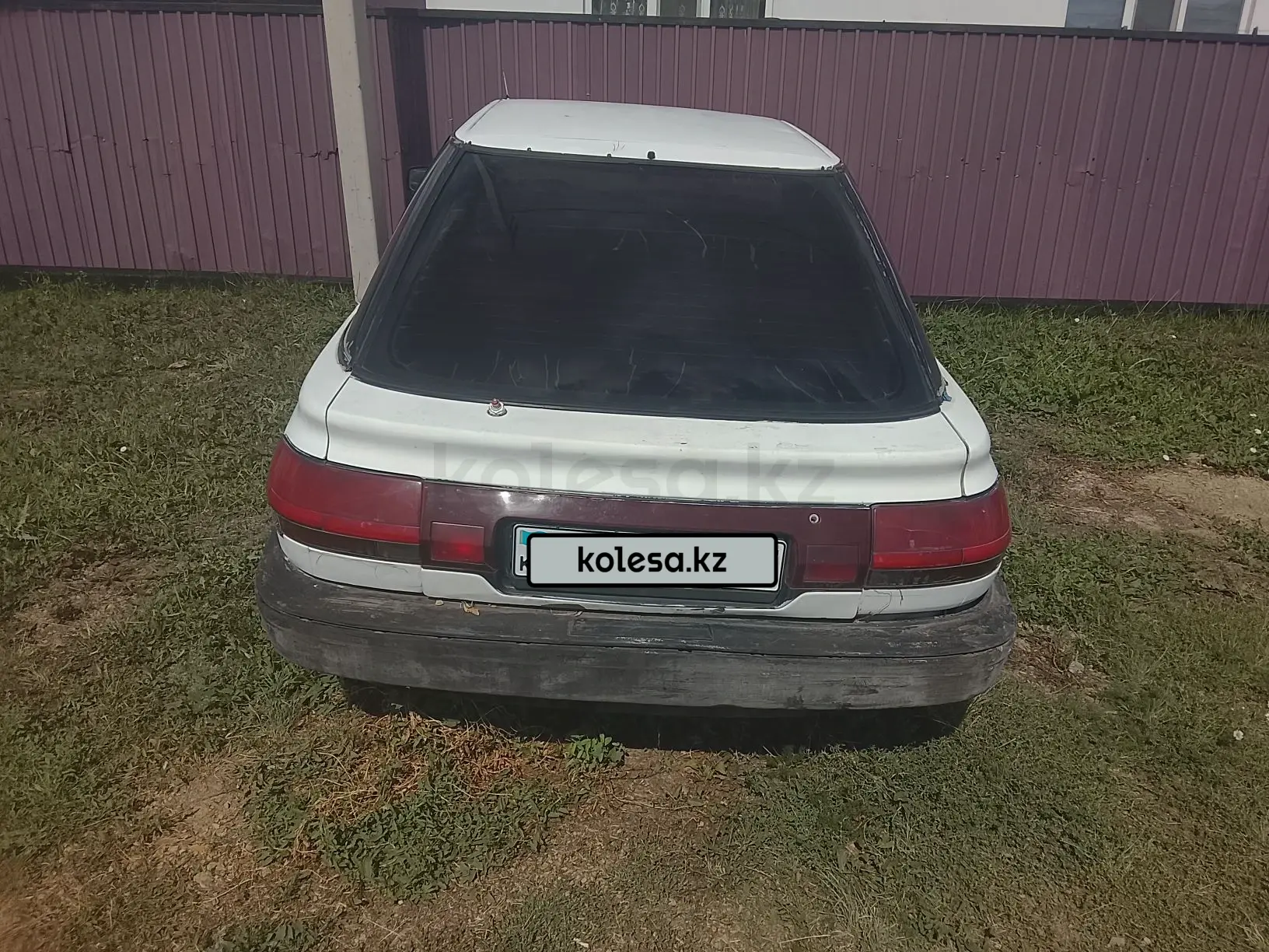 Toyota Corolla, 1990