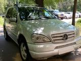 Mercedes-Benz ML 320 1997 годаүшін3 800 000 тг. в Алматы – фото 2