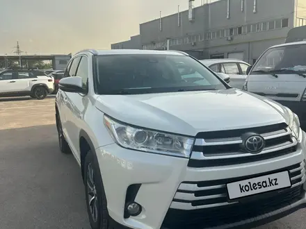 Toyota Highlander 2017 года за 13 000 000 тг. в Алматы – фото 4