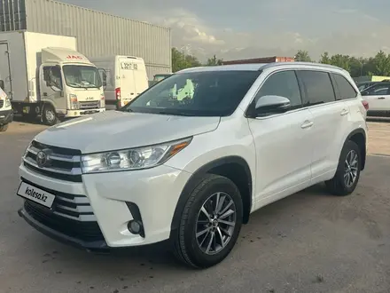 Toyota Highlander 2017 года за 13 000 000 тг. в Алматы – фото 3