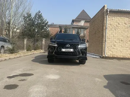 Lexus LX 570 2020 года за 61 000 000 тг. в Алматы – фото 3