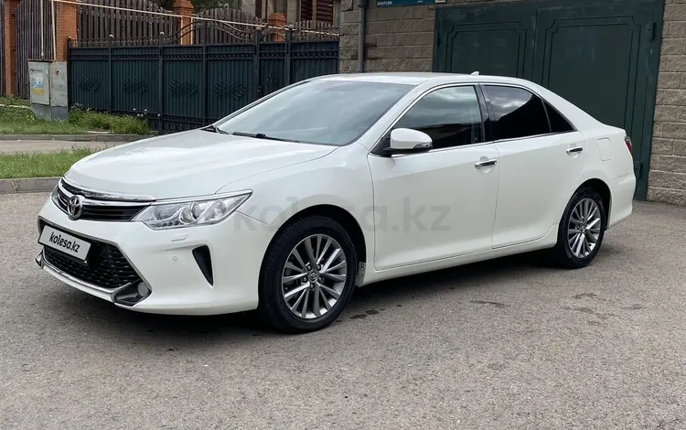 Toyota Camry 2016 года за 10 700 000 тг. в Астана