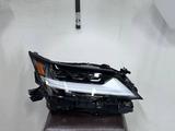 Передний фара Lexus LX 600 ORIGINAL за 1 900 000 тг. в Алматы