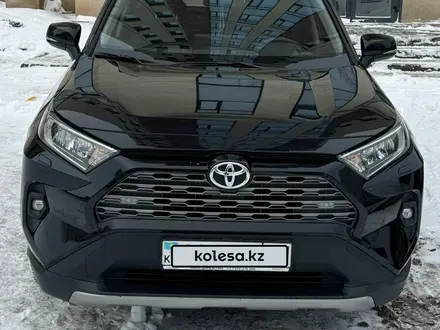 Toyota RAV4 2023 года за 19 999 999 тг. в Астана