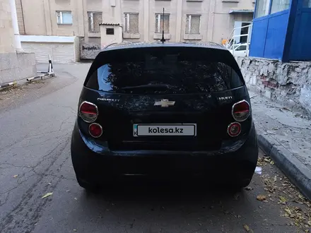 Chevrolet Aveo 2013 года за 3 100 000 тг. в Астана – фото 5