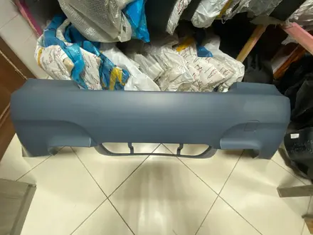 Задний бампер BMW E60 M5 2003- за 70 000 тг. в Астана – фото 2