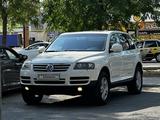 Volkswagen Touareg 2006 года за 5 000 000 тг. в Актау – фото 5