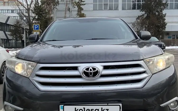 Toyota Highlander 2011 года за 9 500 000 тг. в Алматы