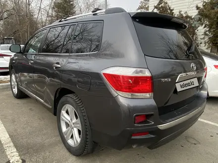 Toyota Highlander 2011 года за 9 500 000 тг. в Алматы – фото 3