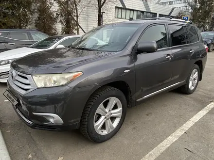 Toyota Highlander 2011 года за 9 500 000 тг. в Алматы – фото 2