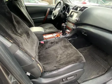 Toyota Highlander 2011 года за 9 500 000 тг. в Алматы – фото 7
