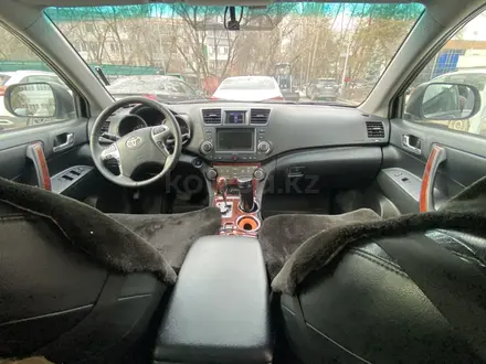 Toyota Highlander 2011 года за 9 500 000 тг. в Алматы – фото 9