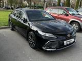 Toyota Camry 2021 года за 18 000 000 тг. в Алматы – фото 4