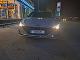 Hyundai Elantra 2021 годаfor10 500 000 тг. в Алматы – фото 2