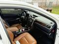 Toyota Camry 2017 годаfor12 000 000 тг. в Уральск – фото 8
