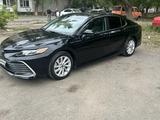 Toyota Camry 2022 года за 13 500 000 тг. в Павлодар