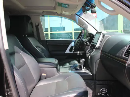 Toyota Land Cruiser Luxe 2015 года за 31 000 000 тг. в Шымкент – фото 6