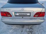 Mercedes-Benz E 230 1998 года за 2 700 000 тг. в Караганда – фото 4