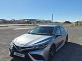 Toyota Camry 2021 года за 11 000 000 тг. в Актау