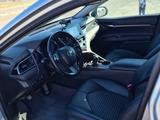 Toyota Camry 2021 года за 11 000 000 тг. в Актау – фото 5