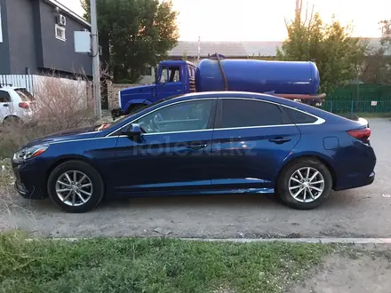 Hyundai Sonata 2018 года за 5 500 000 тг. в Атырау – фото 11