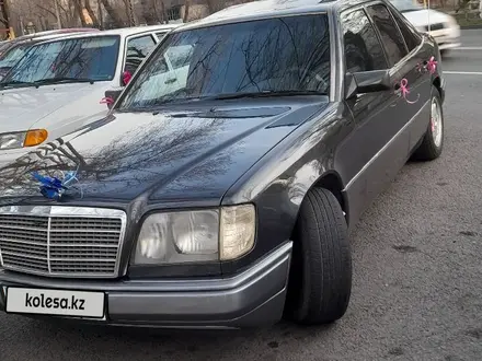 Mercedes-Benz E 280 1993 года за 2 800 000 тг. в Тараз – фото 16