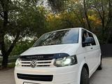 Volkswagen Transporter 2010 года за 8 500 000 тг. в Алматы