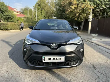 Toyota C-HR 2020 года за 12 350 000 тг. в Алматы