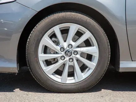 Toyota Camry Prestige 2023 года за 14 490 000 тг. в Алматы – фото 22